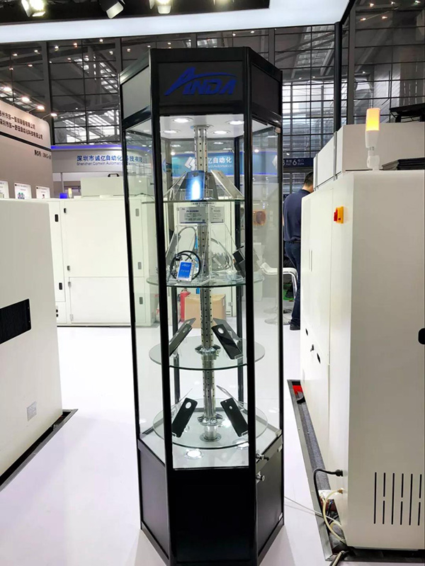 實時報道】聚焦安達｜3D曲面玻璃展