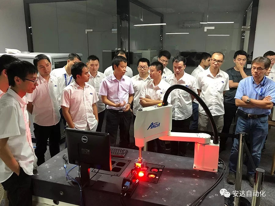 新品發(fā)布會 | 安達發(fā)布多款機械手，聚焦智能制造產(chǎn)業(yè)