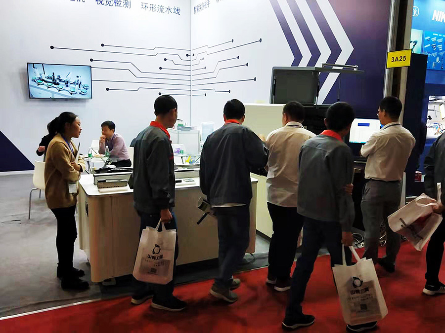 實(shí)時(shí) | 安達(dá)新機(jī)亮相2019大灣區(qū)工業(yè)博覽會(huì)