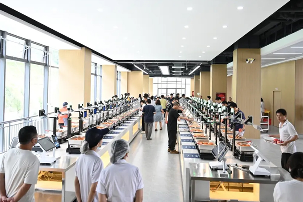 安達智能二期食堂正式開業(yè)，就是這么有“飯”！
